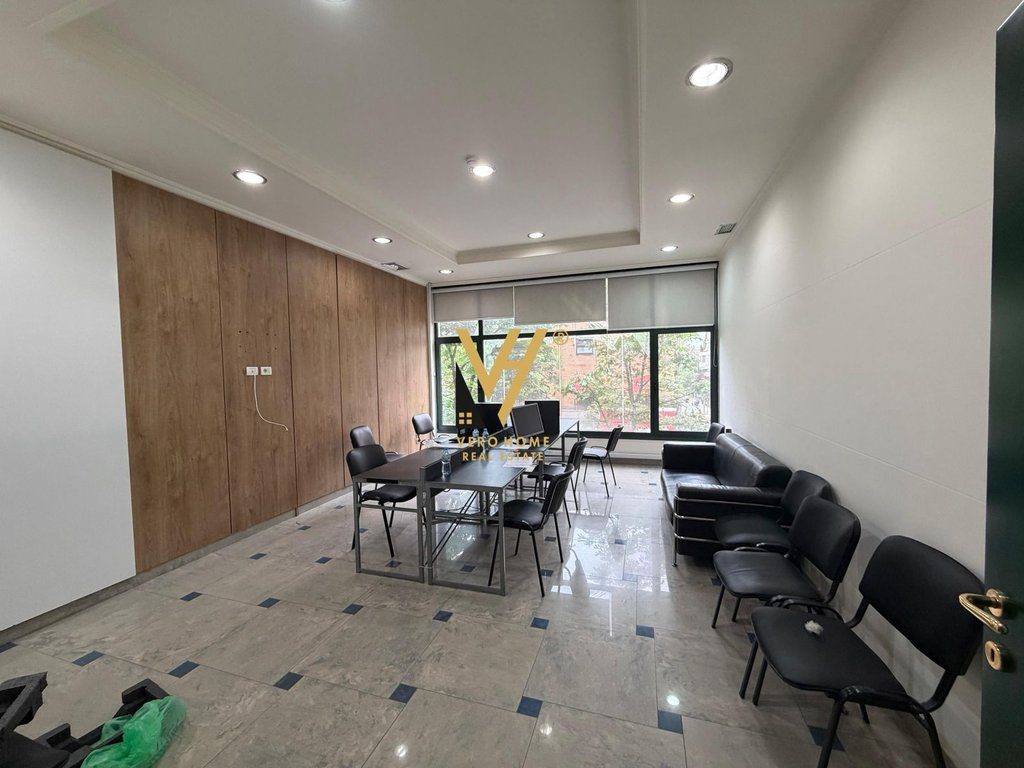 JEPET AMBIENT BIZNESI 350 M2 ME QERA TE SHESHI WILLSON 6.000 EURO 2