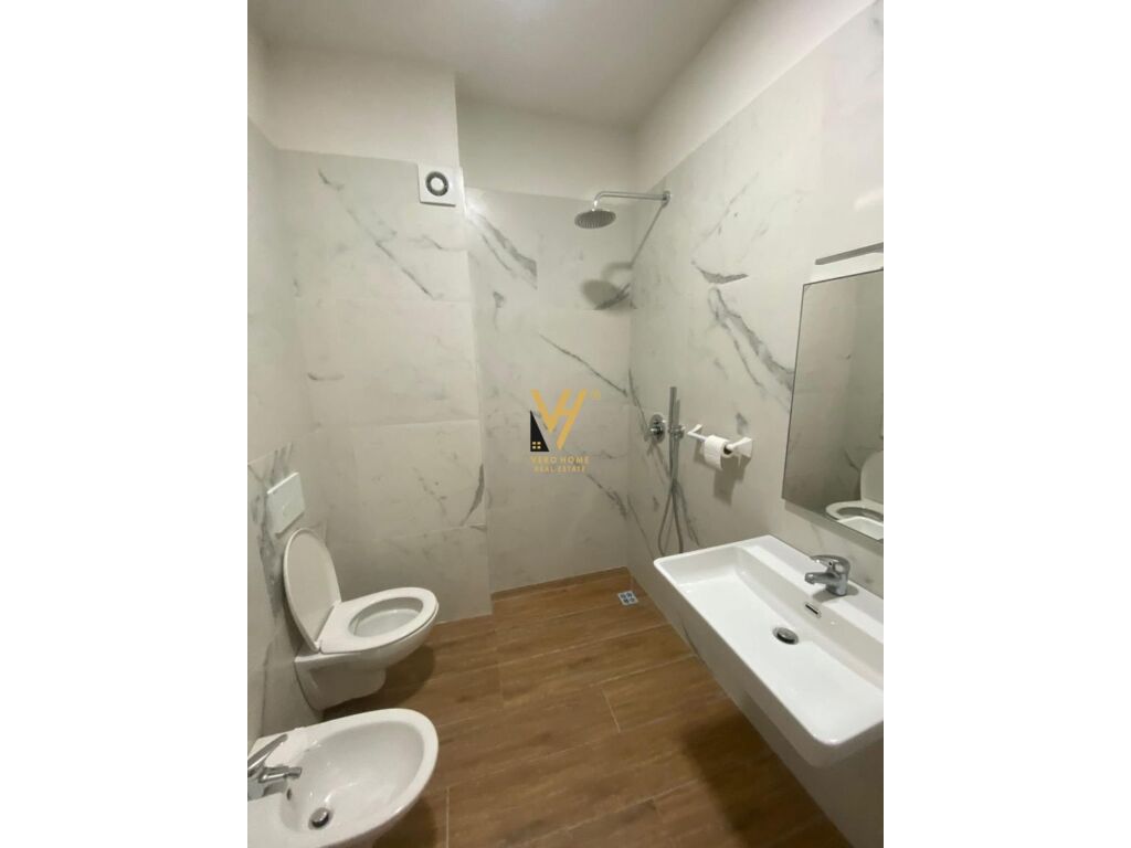 Jepet Zyre me qera te Rruga e Kosovareve 100 m2 3