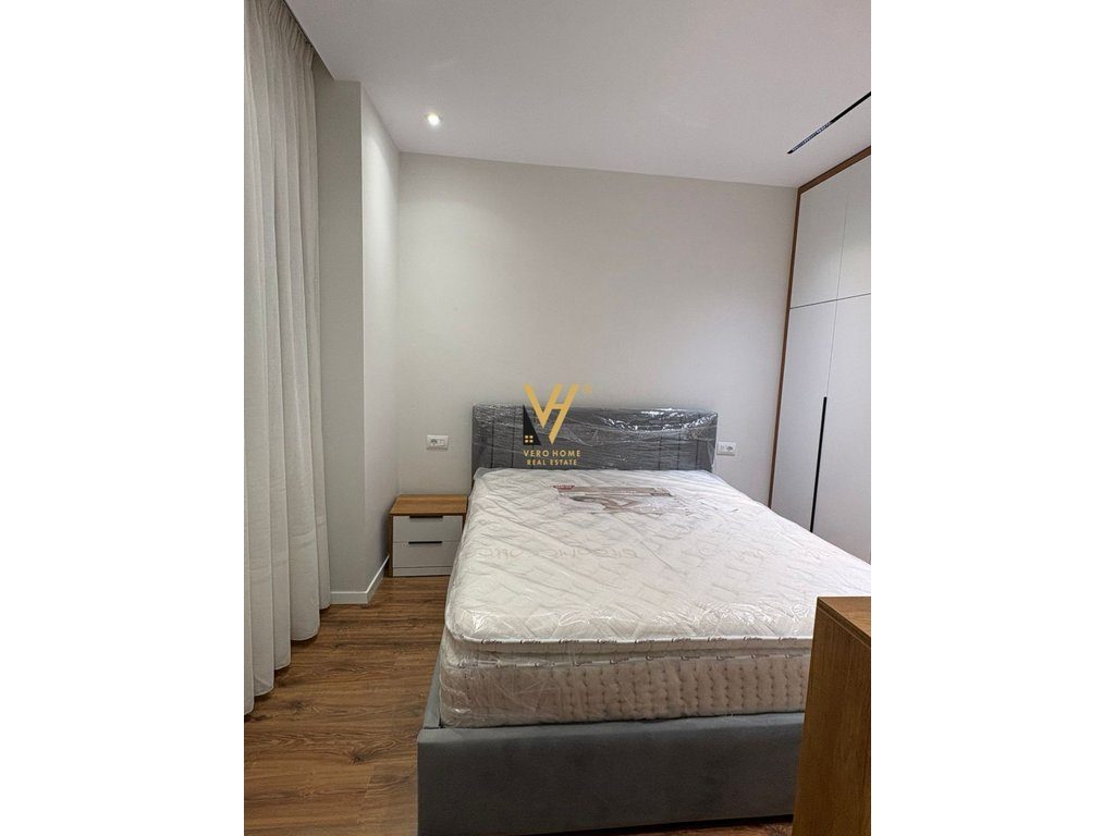 JEPET APARTAMENT 1+1 ME QIRA NE LAPRAKE 60.000 LEKE 4