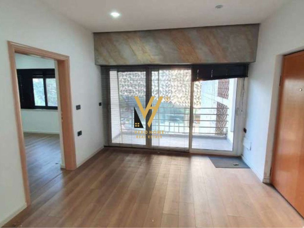 JEPET ZYRE 80 M2 ME QIRA NE BLLOK 93.000 LEKE