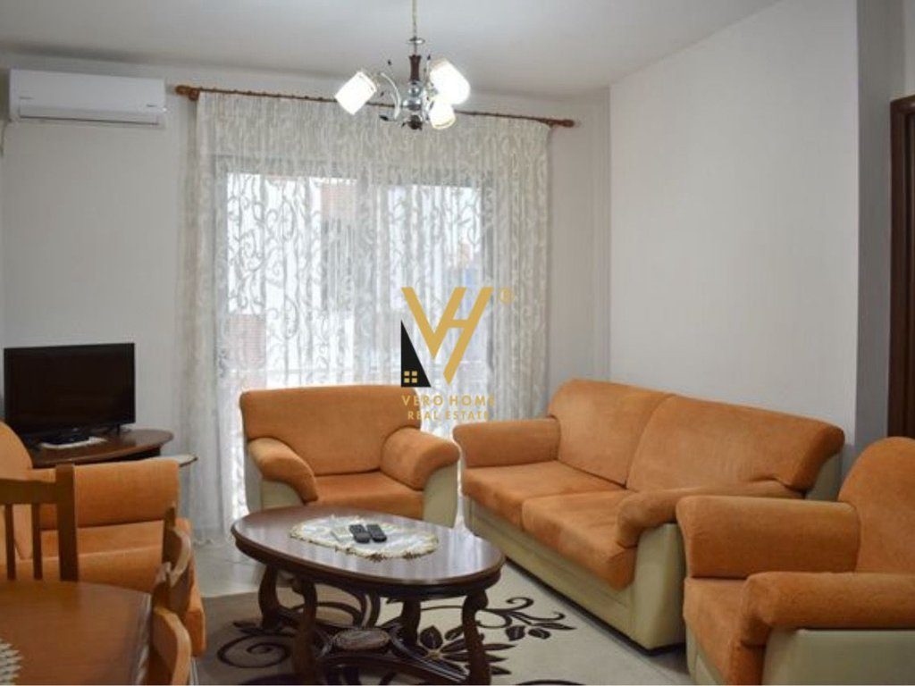 JEPET APARTAMENT 2+1+BLK ME QERA TE MINE PEZA 65.000 LEKE