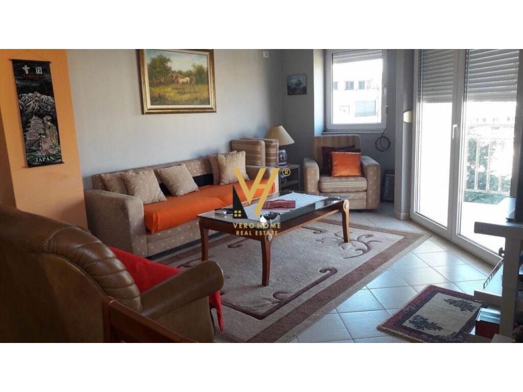 Jepet Apartament 2+1+2 me qera te Rruga e Elbasanit 103 m2 3