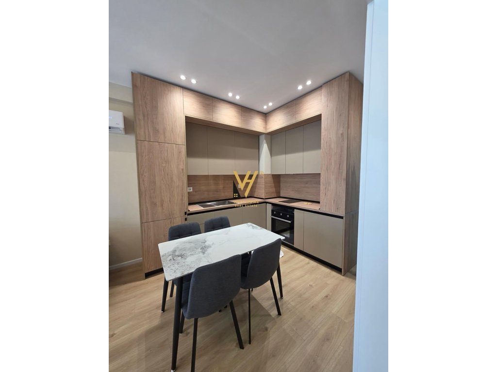 JEPET APARTAMENT 1+1+BLK ME QERA TEK KADIU, ALI DEMI 45.000 LEKE 3