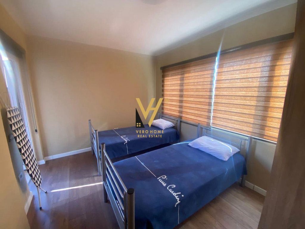 JEPET APARTAMENT 2+1 ME QIRA TE DOGANA 60.000 LEKE 4