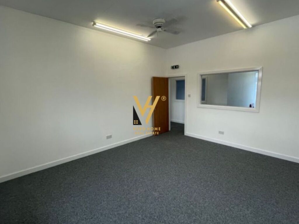 Jepet Zyre me qera te Komuna e Parisit 150 m2