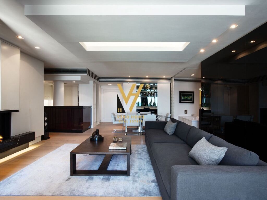 Shitet Apartament 3+1+2+2 posta parkimi te Komuna e Parisit 139 m2