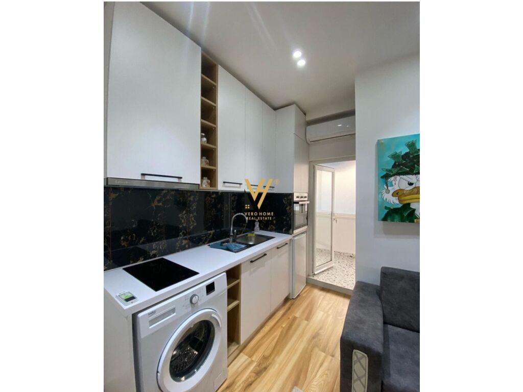 Shiten tre apartamente 1+1 te Rruga e Durresit ideale per airbnb 145 m2 4