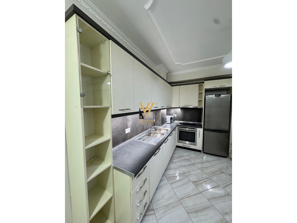 JEPET APARTAMENT 1+1+BLK ME QERA TE KOMUNA E PARISIT 600 EURO 3