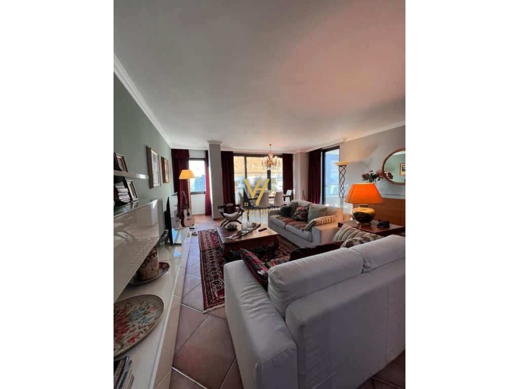 Jepet Apartament 2+1+2 me qera te Kullat Binjake 170 m2 3
