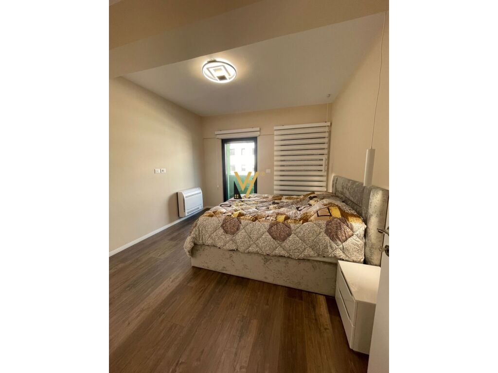 Jepet duplex 3+1+2+post parkimi me qera te Rezidenca Kodra e Diellit 1, 262 m2 3