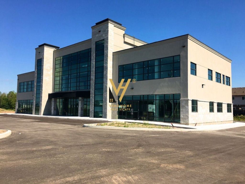 SHITET GODINE BIZNESI TE AUTOSTRADA TR-DR 1.400.000 EURO