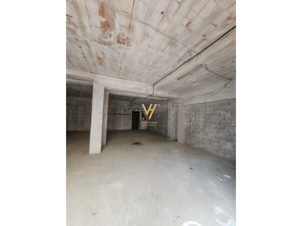 SHITET AMBIENT BIZNESI 290 M2 NE FRESK 205.000 EURO 2