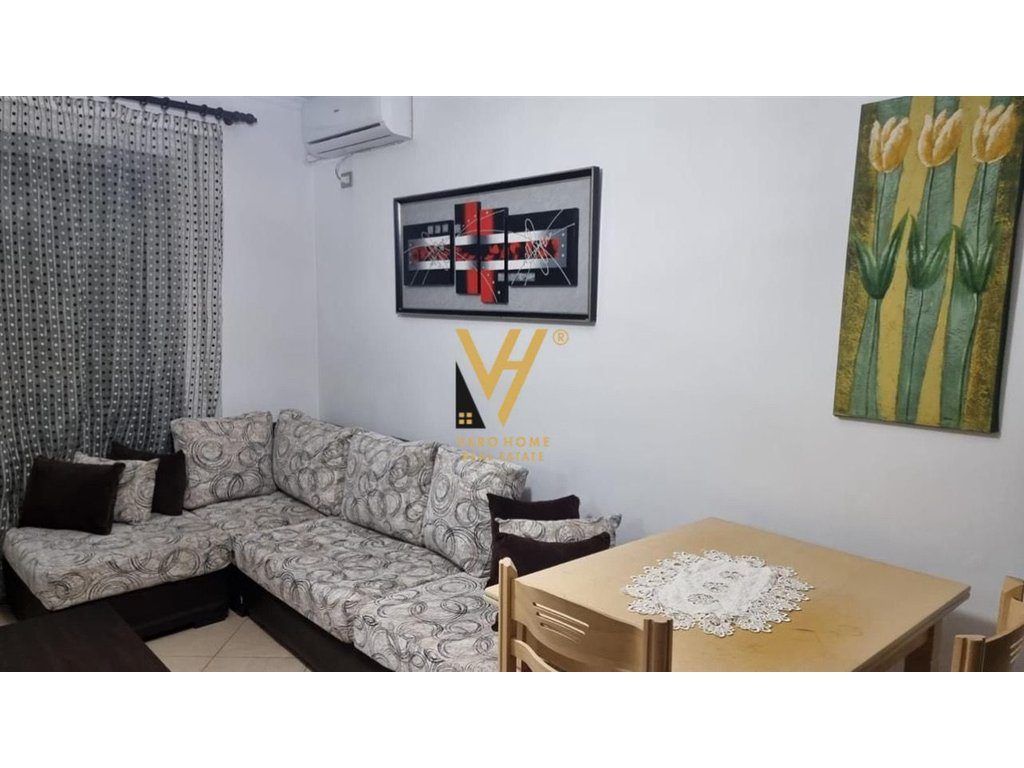 JEPET APARTAMENT 1+1+BLK ME QERA TE PROKURORIA 500 EURO
