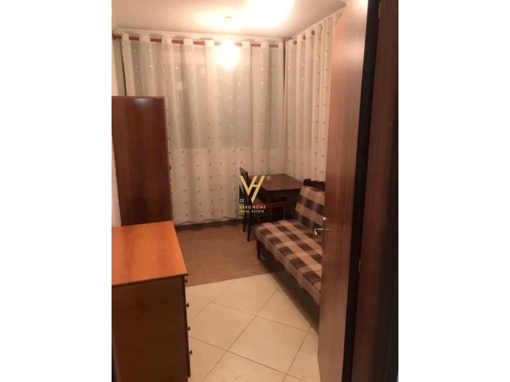 Jepet Apartament 2+1+ballkon te Rruga Besim Alla , Yzberisht 80 m2