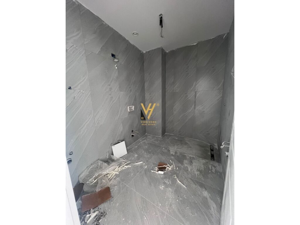 Jepet Zyre me qera te Kompleksi LakeView , Liqeni Artificial 130 m2