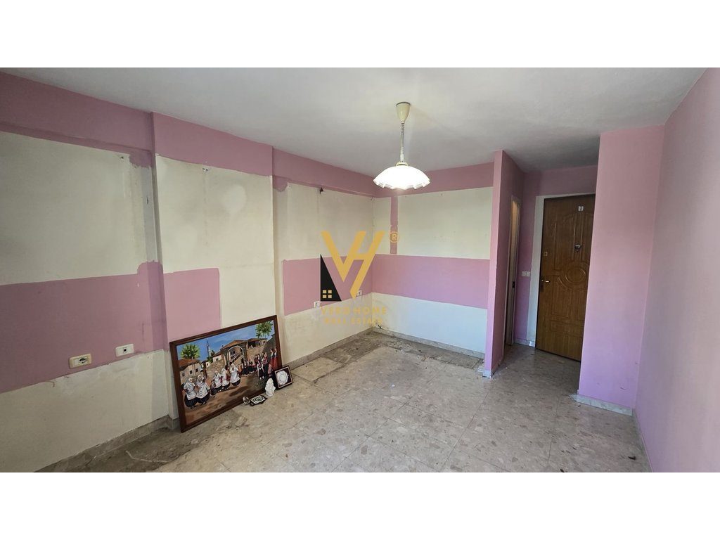 SHITET GARSONIERE 24 M2 TEK PIAZZA 79.000 EURO