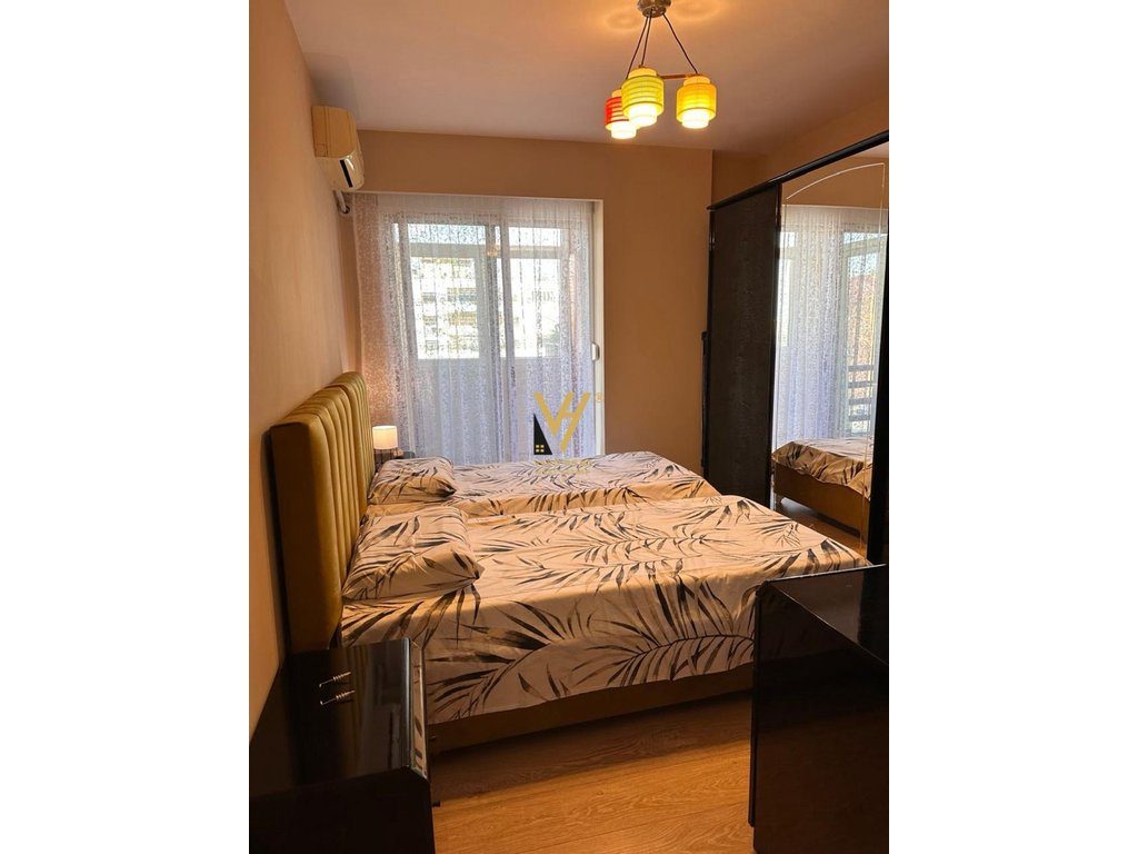 JEPET APARTAMENT 2+1 ME QERA NE SELITE 75.000 LEKE 3