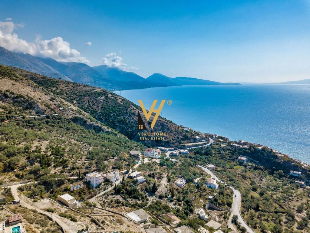 SHITET TOKE 10.000 M2 NE QEPARO 2.500.000 EURO