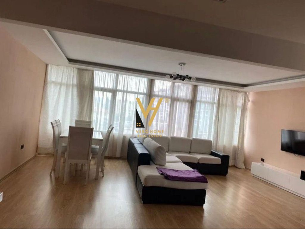 JEPET APARTAMENT 2+1+BLK ME QERA TE RR.DRITAN HOXHA 65.000 LEKE