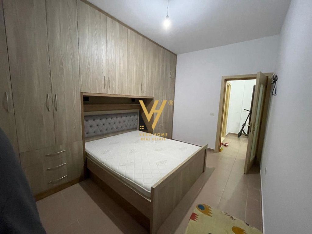 JEPET APARTAMENT 1+1 ME QIRA TE KOM. FRATARI, ASTIR 42.000 LEKE 4