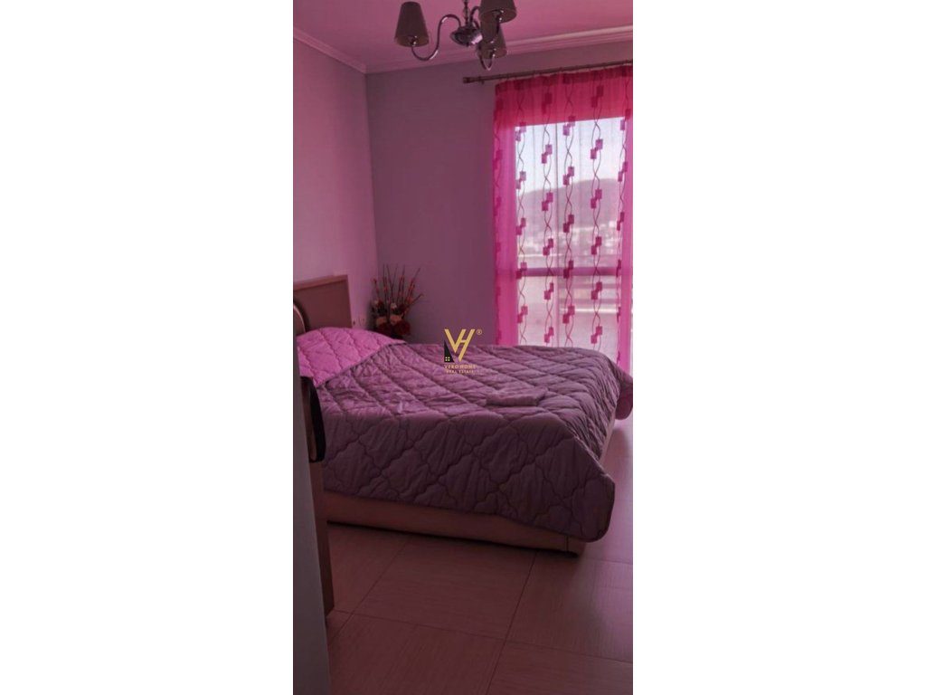 JEPET APARTAMENT 2+1+BLK ME QERA NE YZBERISHT 50.000 LEKE 3