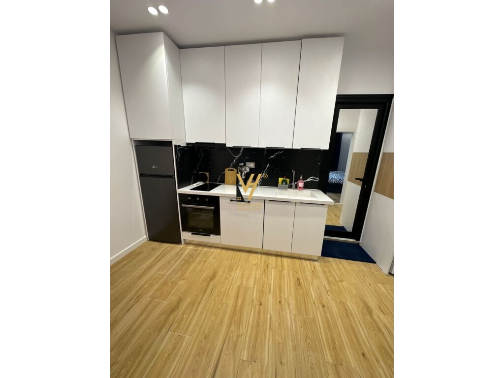 Jepet Apartament 2+1+ballkon me qera te Liqeni i Thate 85 m2 3