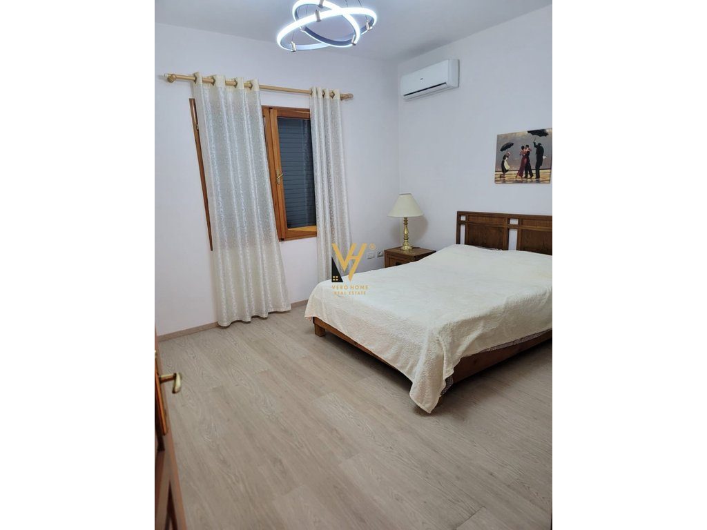 JEPET APARTAMENT 2+1+2 ME QIRA NE SAUK 80.000 LEKE 3