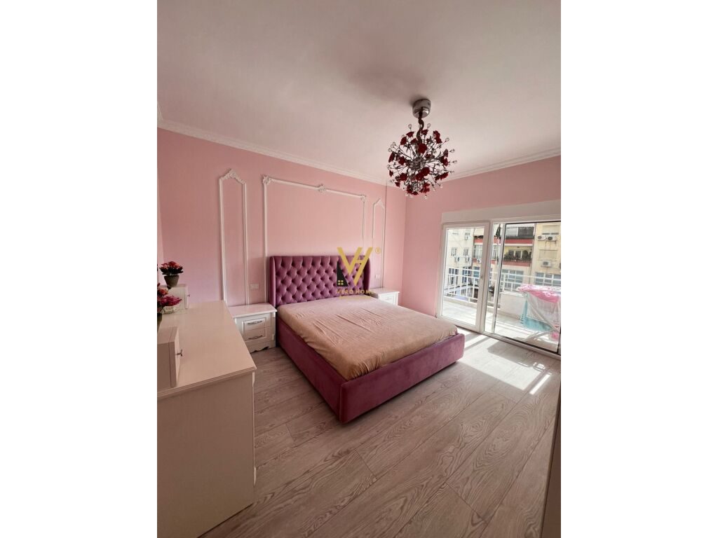 Shitet Apartament 3+1+2+ballkon te Rruga e Elbasanit 134 m2 4