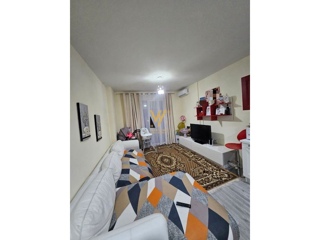 JEPET APARTAMENT 1+1+BLK ME QERA YZBERISHT 45.000 LEKE