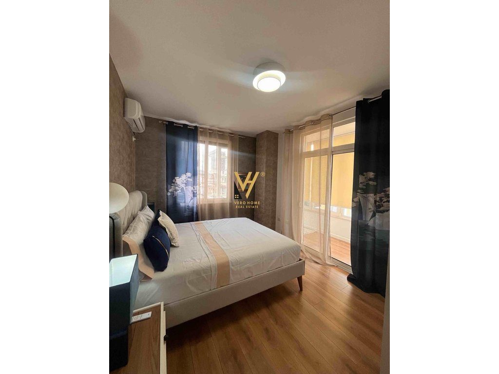 JEPET APARTAMENT 1+1+2BLK ME QERA TE MOZAIKU, 21 DHJETORI 85.000 LEKE 3