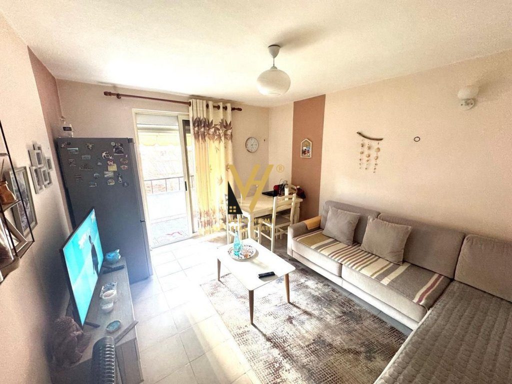 SHITET APARTAMENT 2+1+BLK TE BLLOKU 289.000 EURO 1
