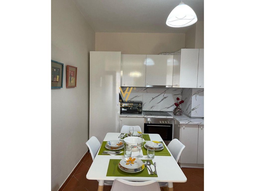 JEPET APARTAMENT 2+1+2+BLK ME QIRA NE BLLOK 80.000 LEKE 2