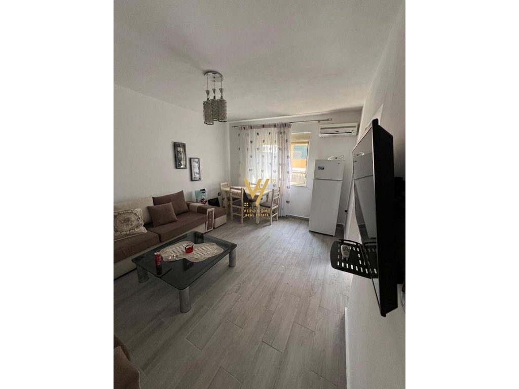 JEPET APARTAMENT 1+1 ME QIRA NE ALI DEM 500 EURO