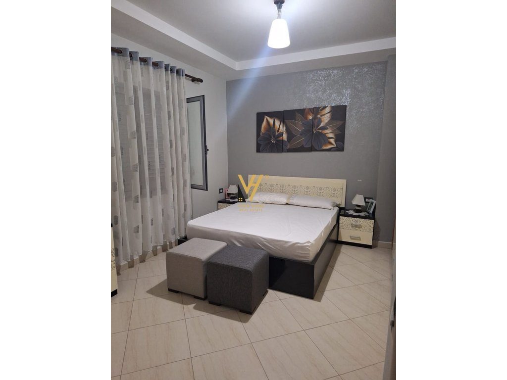 SHITET VILE 2 KATESHE NE GRAMSH 280.000 EURO