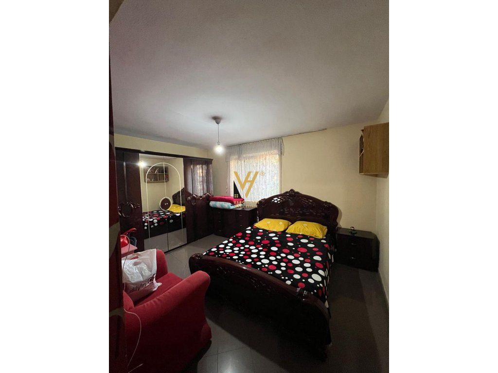 SHITET APARTAMENT 3+1 TE RRUGA FORTUZI 25.000.000 LEKE 4
