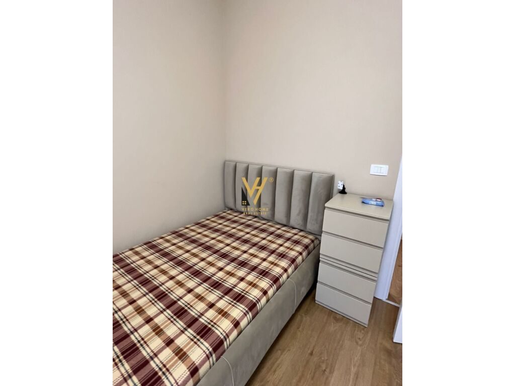 Jepet Apartament 2+1+2 me qera te Liqeni i Thate 110 m2 3
