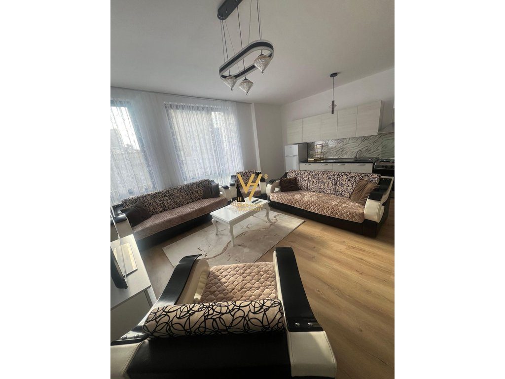 JEPET APARTAMENT 2+1+BLK ME QIRA TEK BULEVARDI I RI 70.000 LEKE