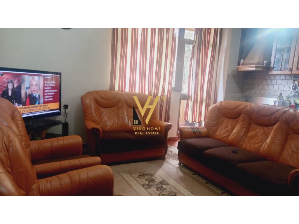 Shitet Apartament 2+1+ballkon te Ish Fusha e Aviacionit 83 m2 3