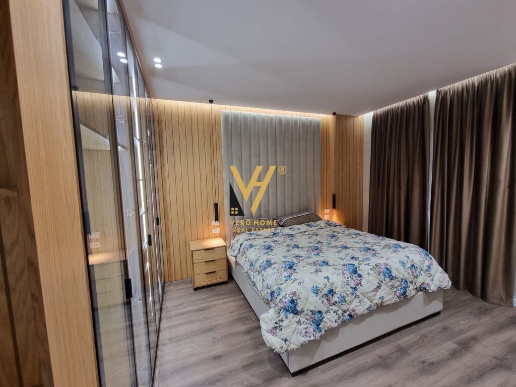 Shitet Apartament 2+1+2 te Ali Demi 115 m2 3