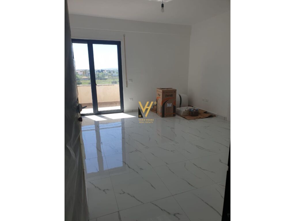 Shitet Apartament 2+1+ballkon te Mali i Robit 78 m2 2