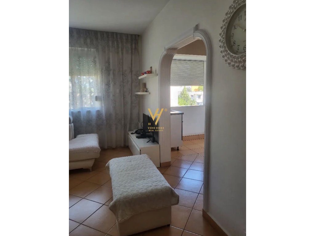 SHITET APARTAMENT 1+1+BLK TE ISH PARKU I AUTOBUSEVE 129.000 EURO 3