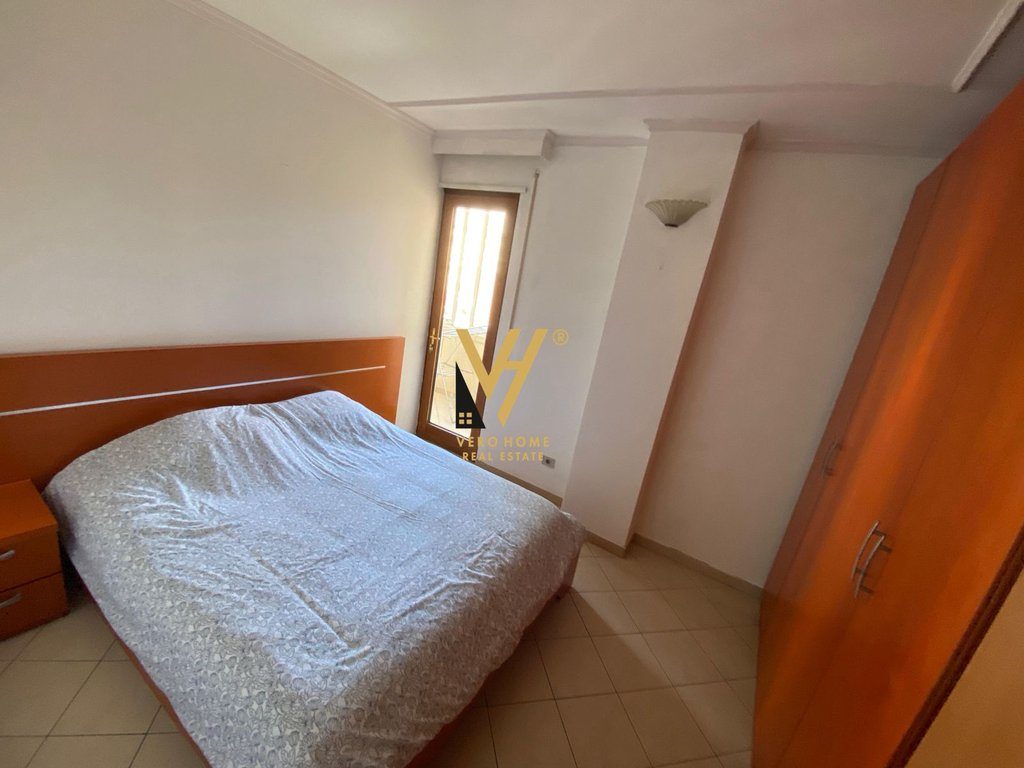 JEPET APARTAMENT 1+1+BLK ME QERA TE RRUGA E BARRIKADAVE 550 EURO 3