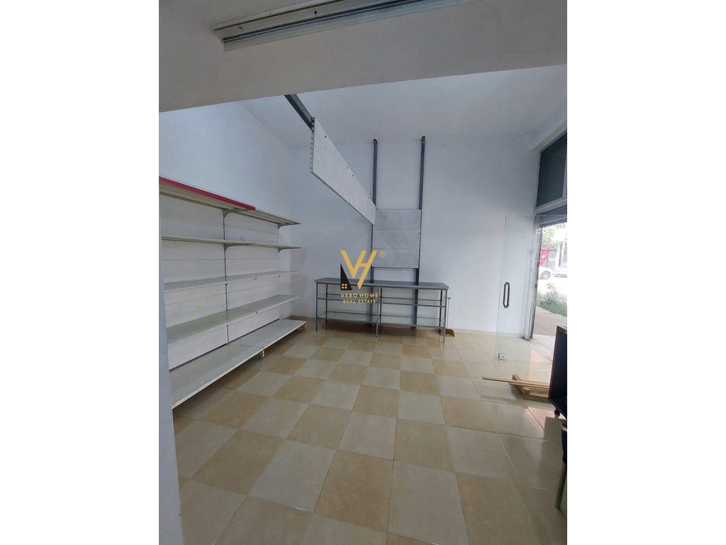 JEPET DYQAN 30 M2 ME QERA NE ASTIR 30.000 LEKE