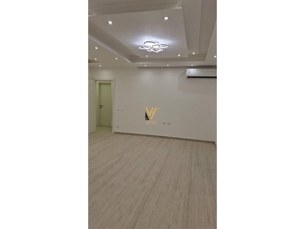 JEPET ZYRE 100 M2 ME QIRA TE RR.MARKO BOCARI 150.000 LEKE 2