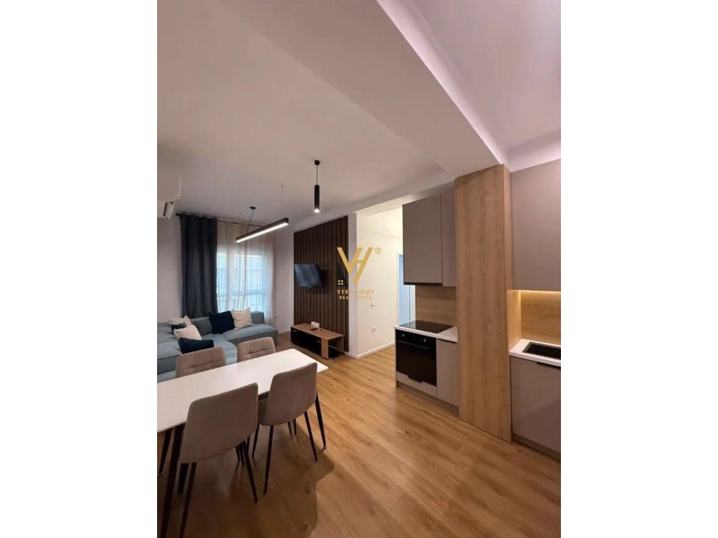 JEPET APARTAMENT 2+1 ME QERA TE KOMPLEKSI KADIU 55.000 LEKE 2