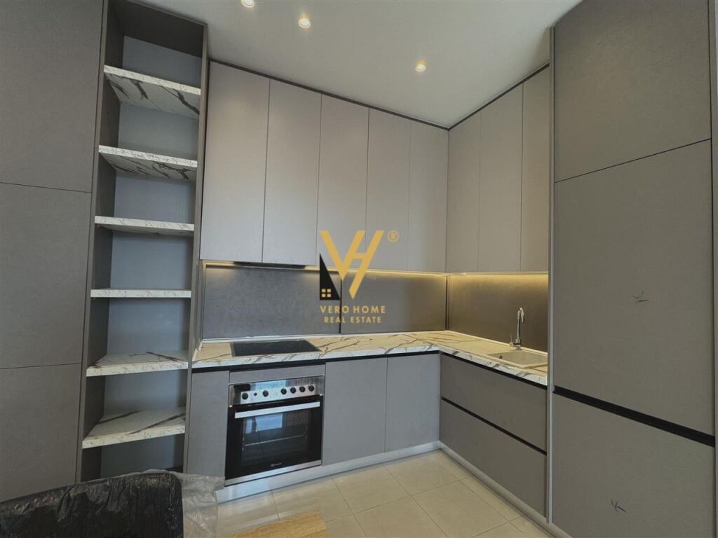 Jepet Apartament 2+1+ballkon me qera te Rruga Ferit Xhajko 115 m2 2