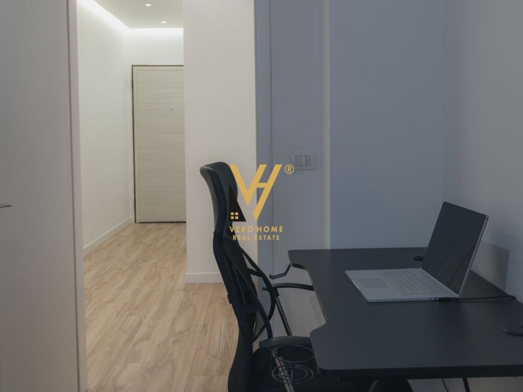 Jepet Apartament 2+1+ballkon me qera te Kopshti Botanik 82 m2