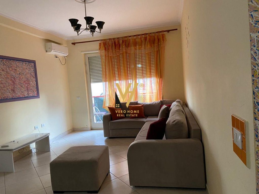 SHITET APARTAMENT 2+1+2+BLK NE DON BOSKO 250.000 EURO