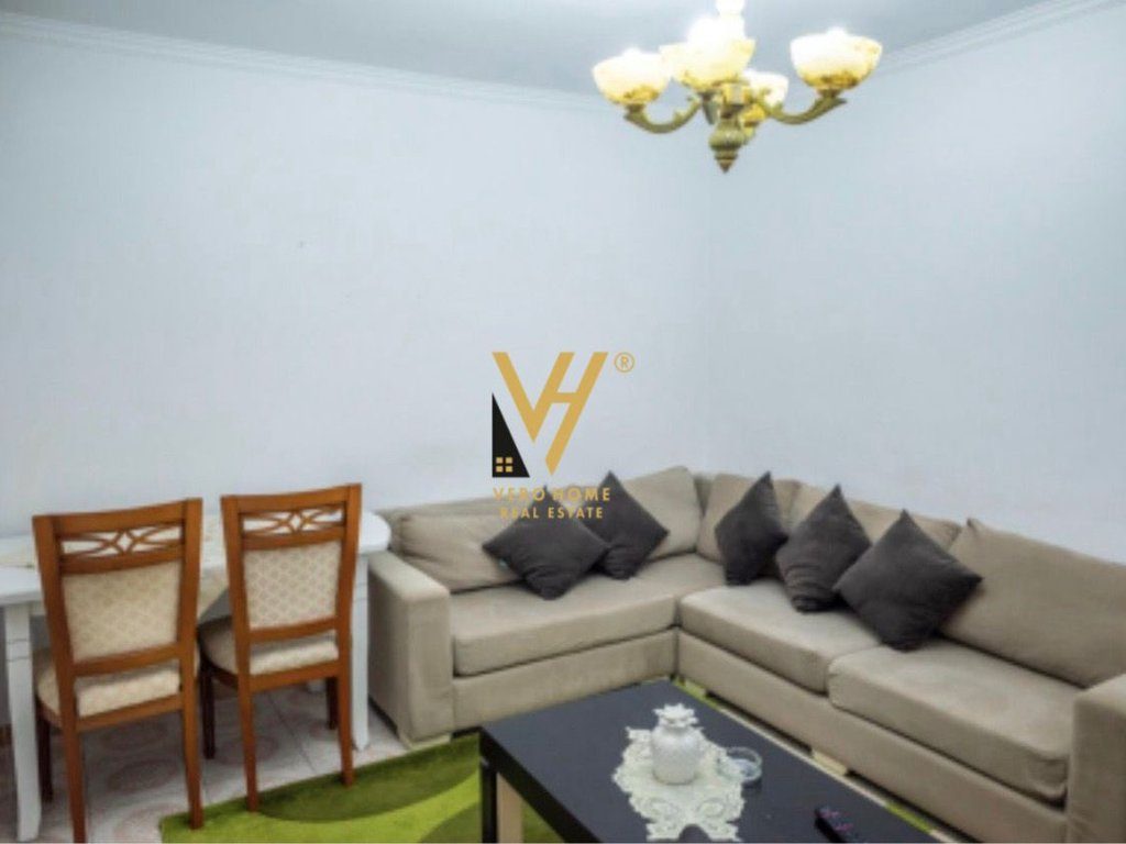 JEPET APARTAMENT 3+1 ME QIRA TE PAZARI I RI 750 EURO