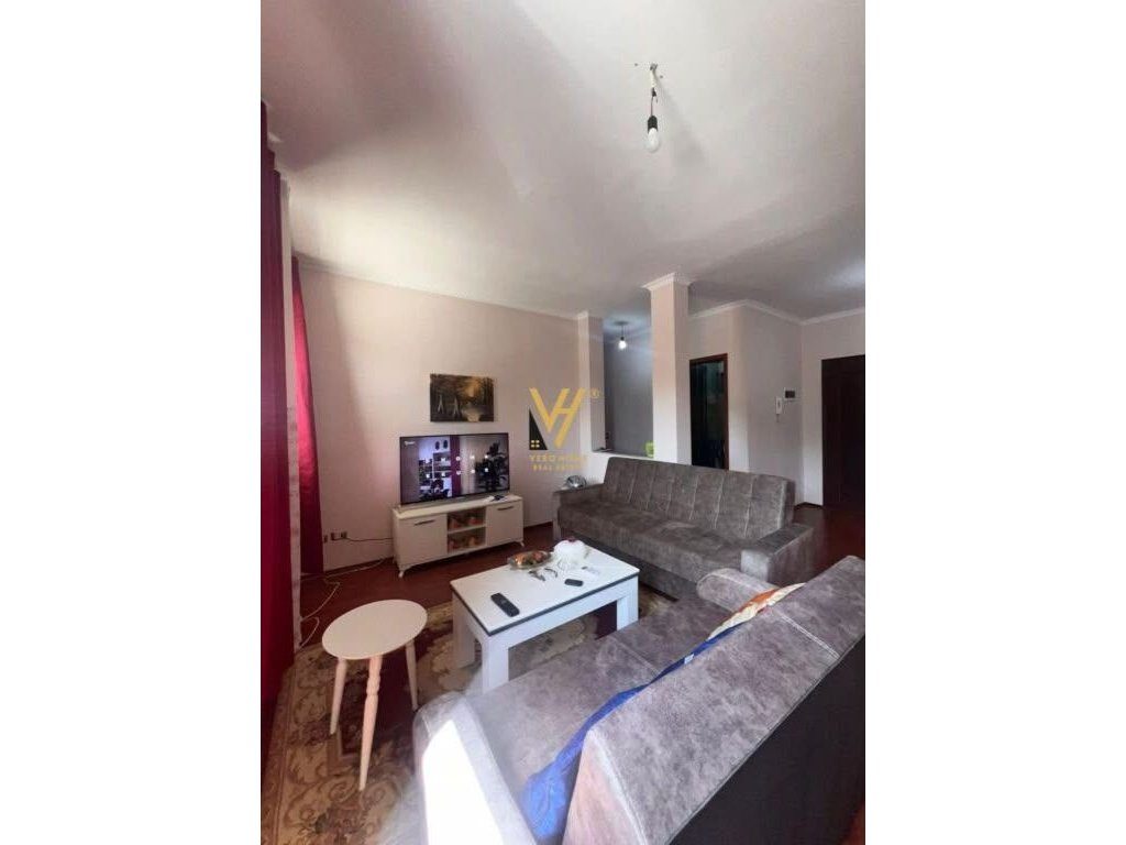 JEPET APARTAMENT 2+1+BLK ME QERA NE YZBERISHT 40.000 LEKE
